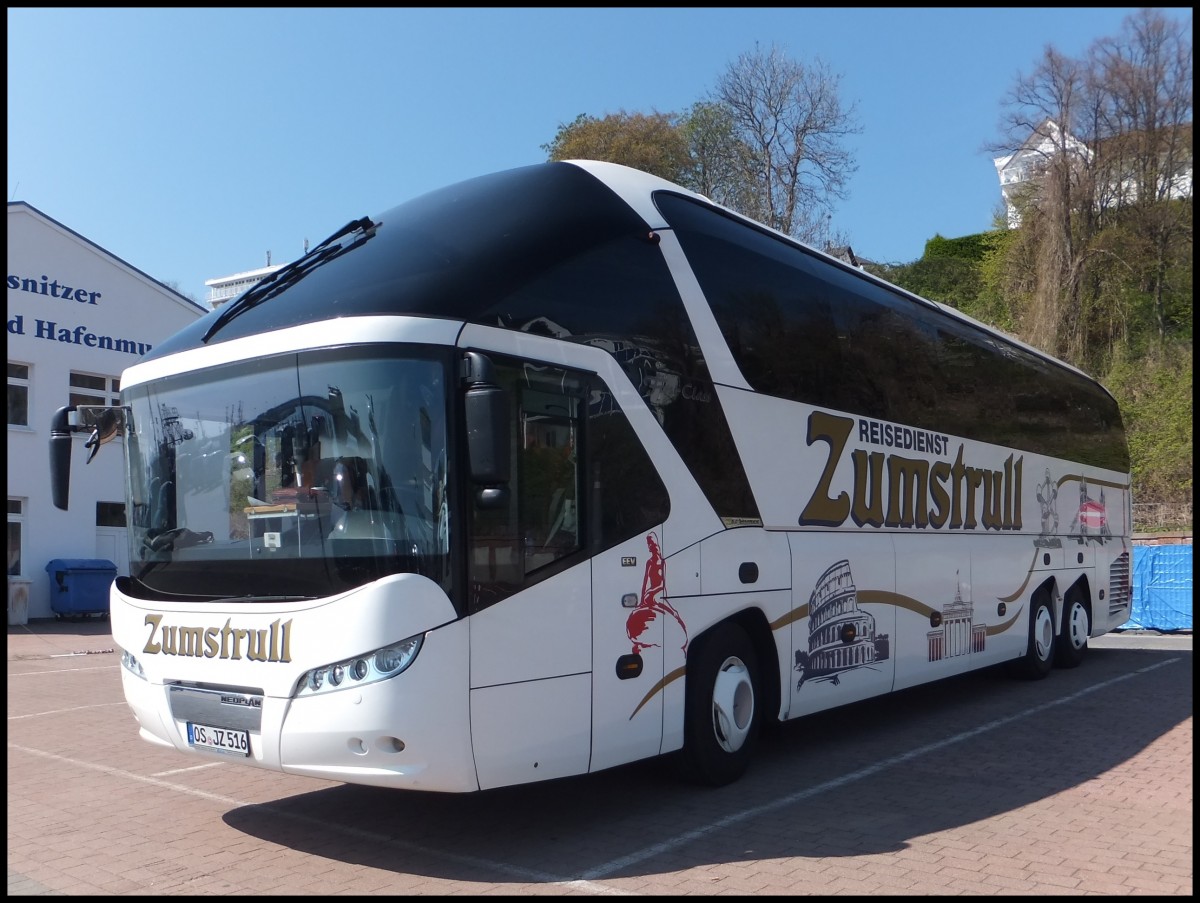 Neoplan Starliner vom Reisedienst Zumstrull aus Deutschland im Stadthafen Sassnitz am 22.04.2014