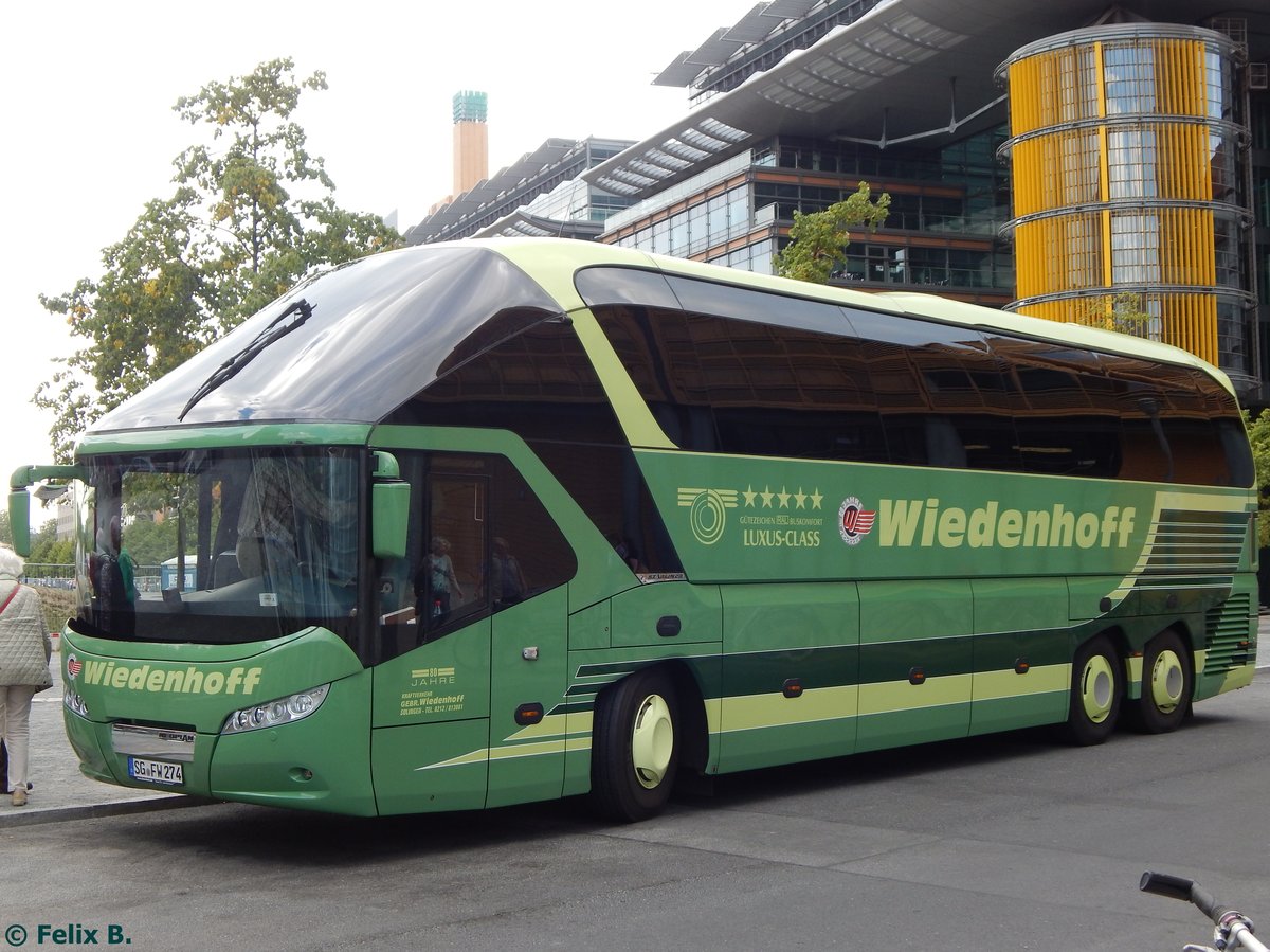 Neoplan Starliner von Wiedenhoff aus Deutschland in Berlin am 23.08.2015