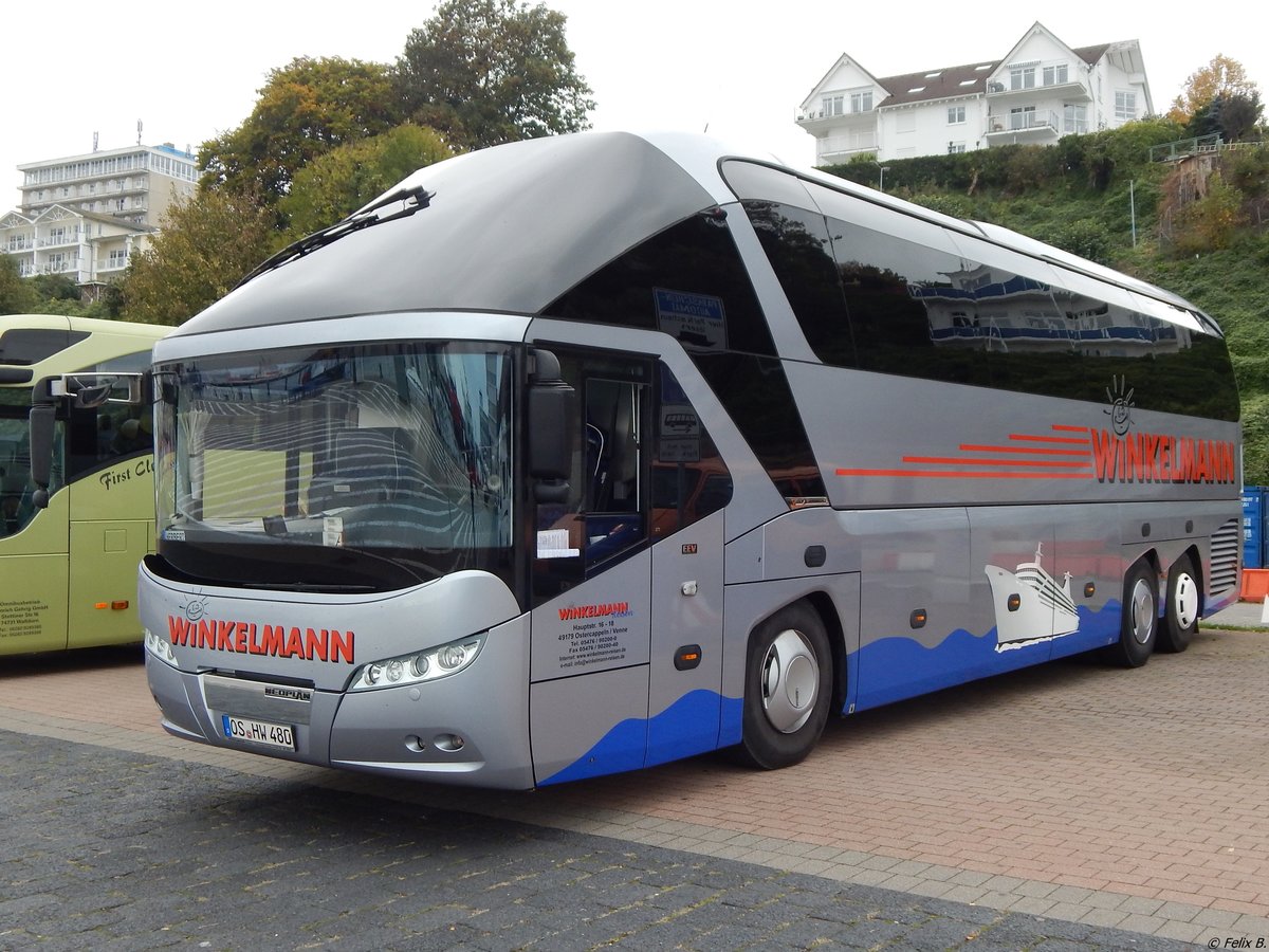 Neoplan Starliner von Winkelmann aus Deutschland im Stadthafen Sassnitz am 15.10.2017