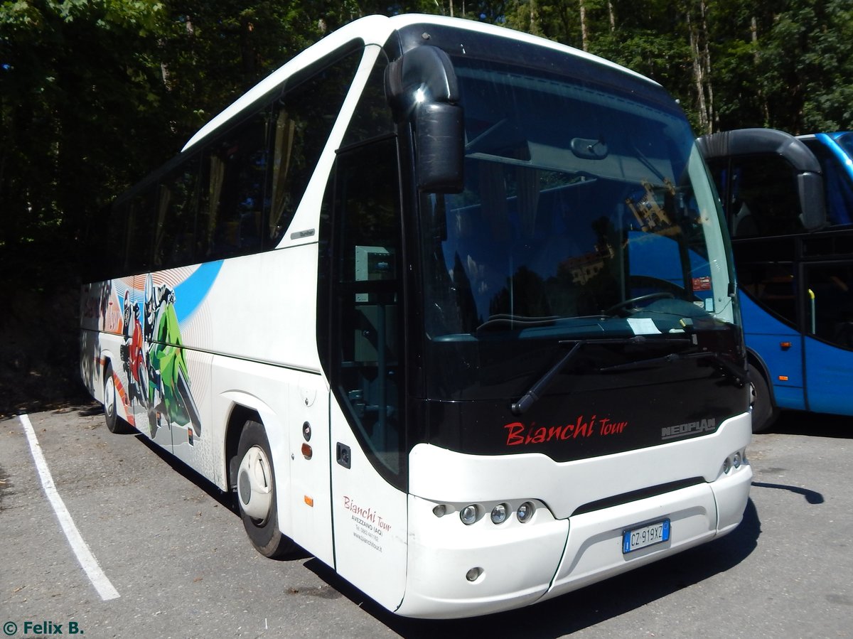 Neoplan Tourliner von Bianchi Tour aus Italien in Hohenschwangau am 11.08.2015