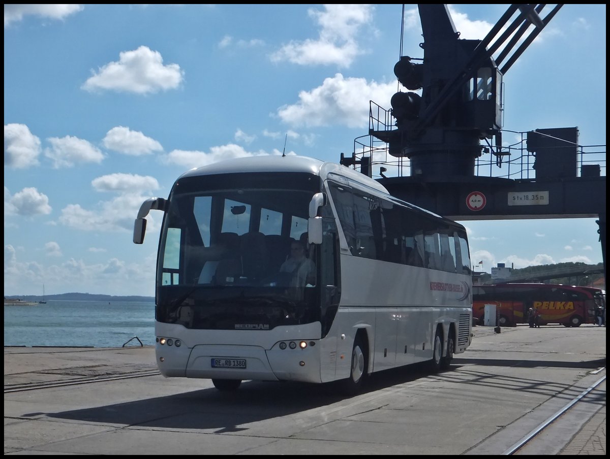 Neoplan Tourliner von Kremerskothen-Busse aus Deutschland im Stadthafen Sassnitz am 02.07.2014