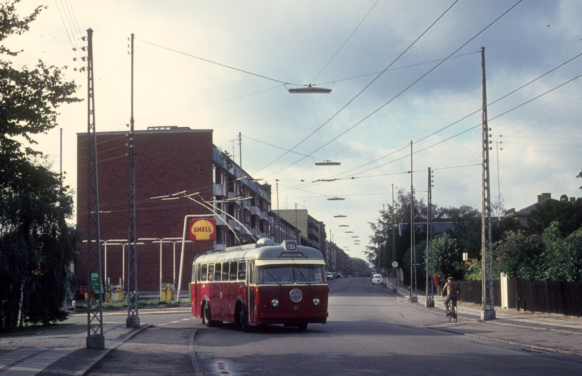 NESA Trolleybus 31 (Sonderfahrt) Ordrup, Ordrupvej / Schioldannsvej am 10. Oktober 1971.