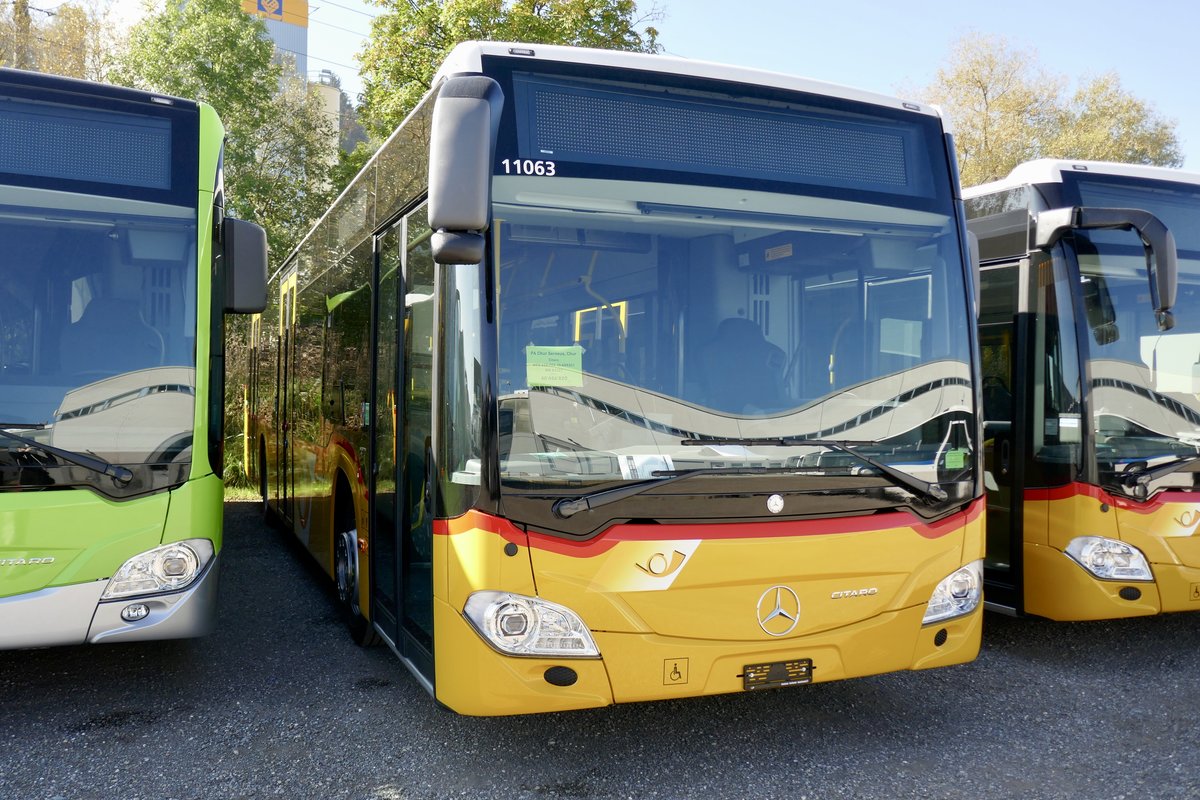 Neuer MB C2 für PostAuto Chur Serneus am 13.10.18 bei Evobus in Kloten abgestellt.