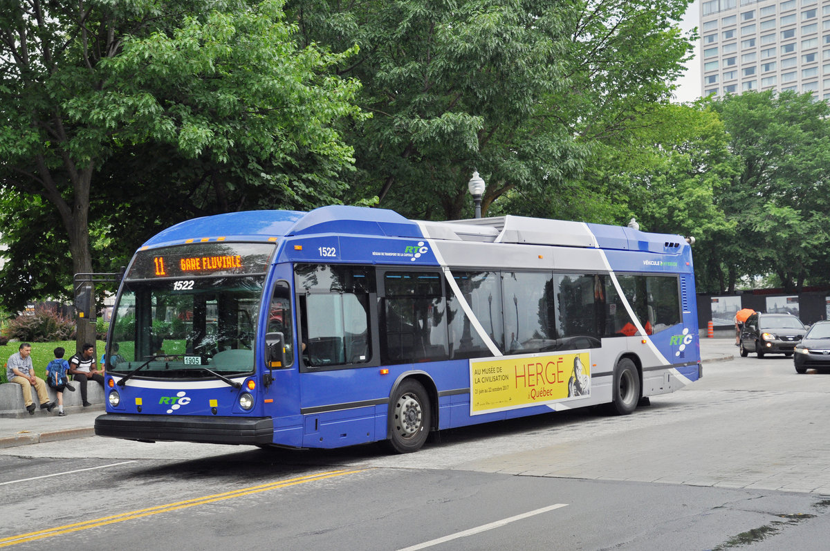 Nova Bus 1522, der RTC Réseau de transport de la capitale, auf der Linie 11, ist in Quebec unterwegs. Die Aufnahme stammt vom 19.07.2017.