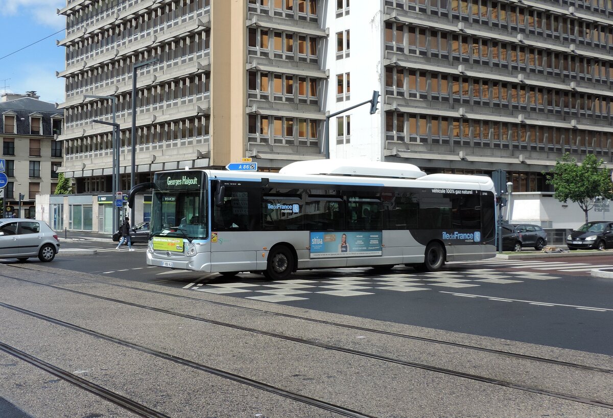 Paris - Choisy - 22. Mai 2021 : Heuliez GX 337 CNG, Wagen 2795, auf der Linie 103 im Einsatz.