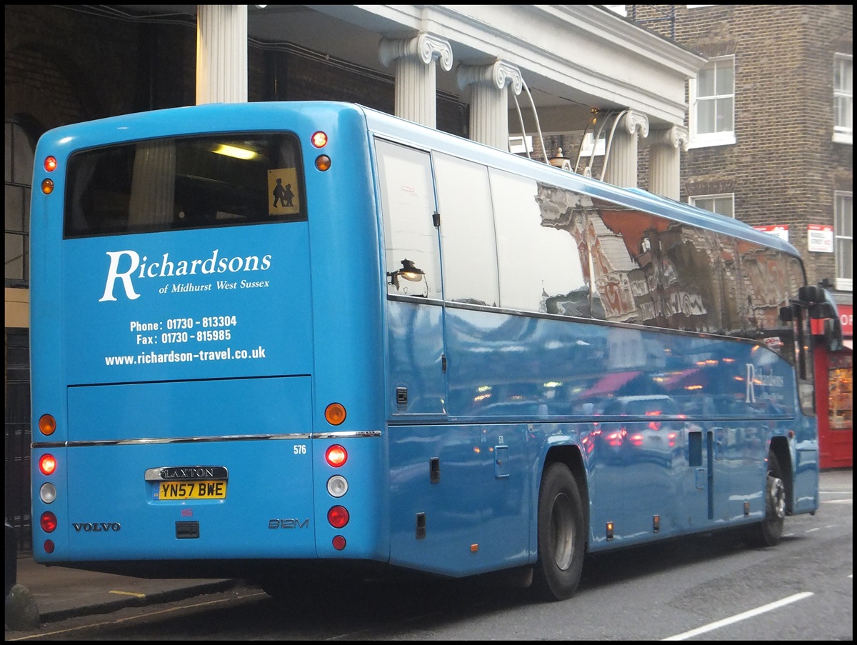 Plaxton von Richardsons aus England in London am 25.09.2013