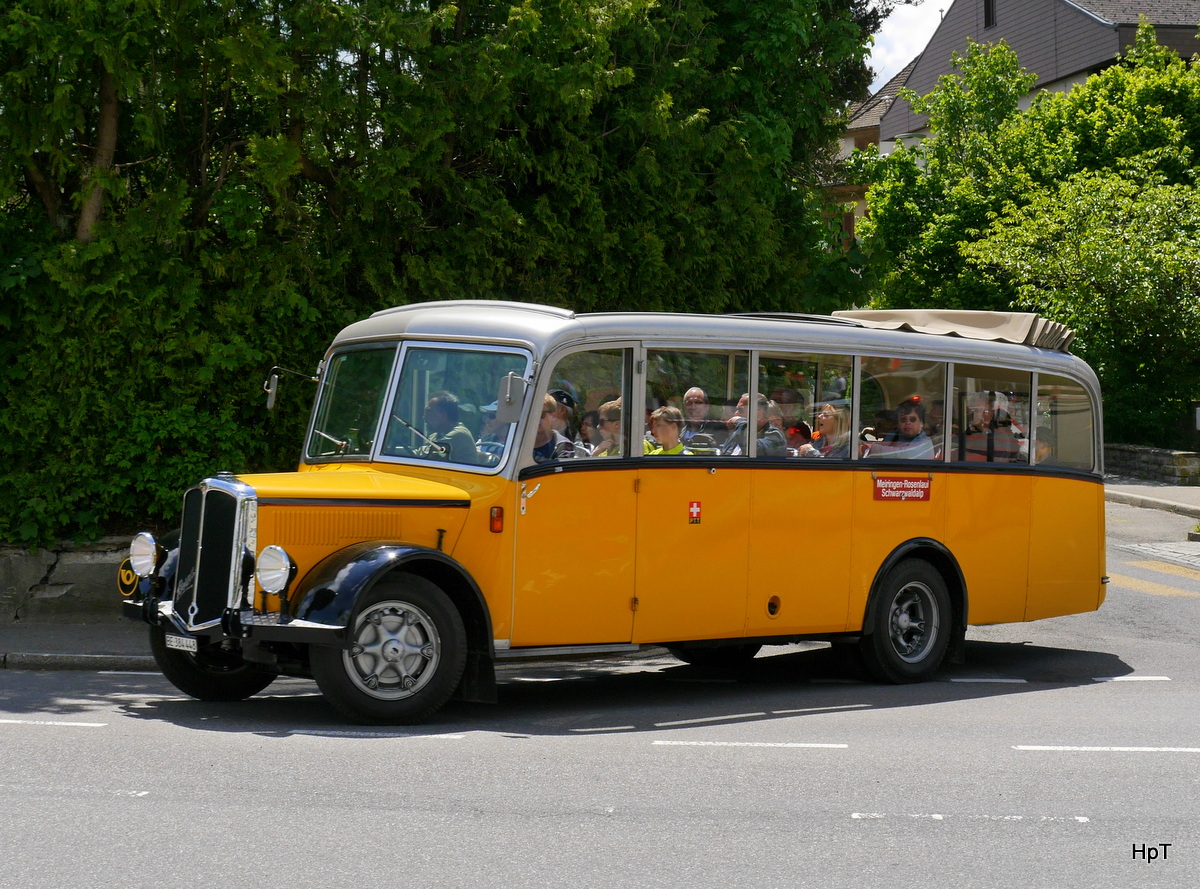 Postauto - Berna Oldtimer unterwegs in Schwarzenburg am  30.05.2015