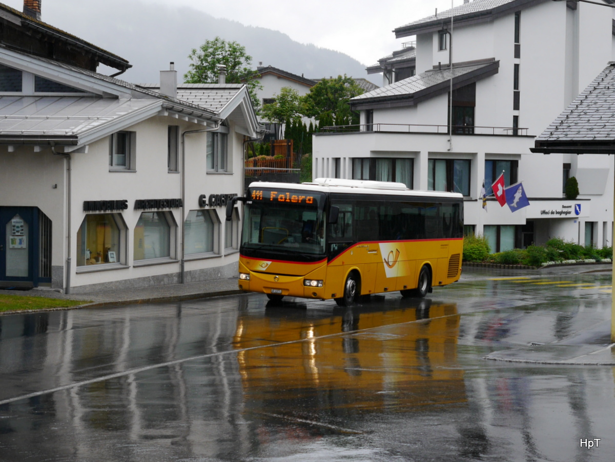 Postauto - Iveco Irisbus Crossway  GR 42774 unterwegs in Laax am 05.06.2017