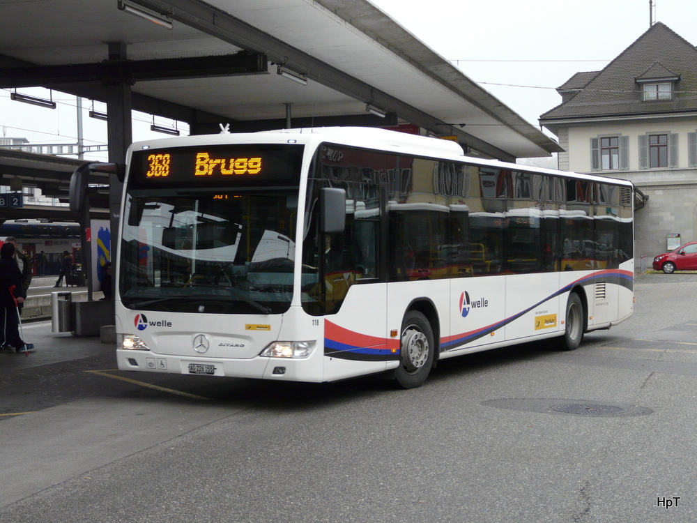 Postauto - Mercedes Citaro AG 226155 unterwegs auf der Linie 368 bei den Bushaltestellen vor dem Bahnhof Brugg am 24.10.2013