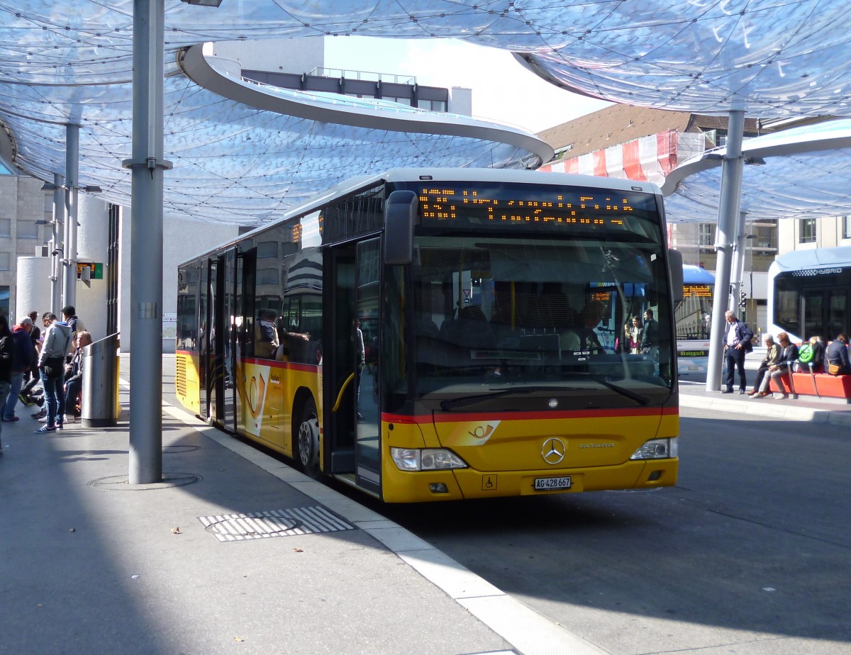 PostAuto Region Ostschweiz, 5001 Aarau: MB 530 Ü Citaro II AG 428'667, am 27. September 2015 beim Bahnhof 5000 Aarau