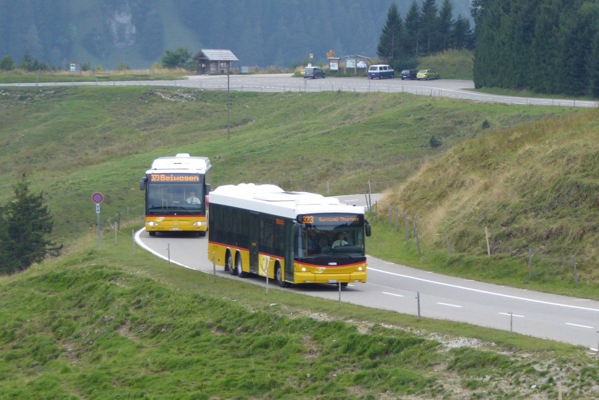 Postauto - Scania-Hess  BE  704610 und Mercedes Citaro  BE 520404 unterwegs auf dem Gurnigel am 12.06.2015
