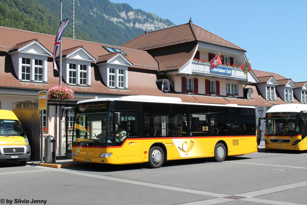 Postauto/Regie Interlaken BE 610 532 (Mercedes CitaroII O530K) am 2.8.2013 beim Bhf. Interlaken Ost.