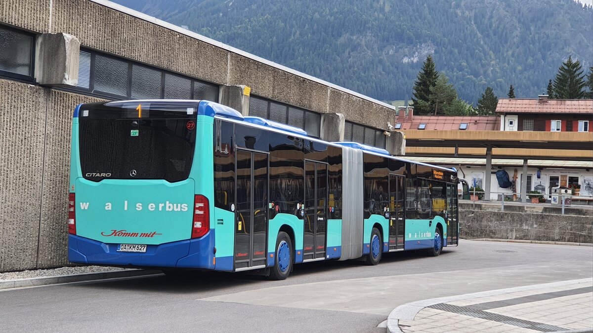 Regionalverkehr Allgäu (RVA) Walserbus Mercedes- Benz Citaro C2 G Wagen 27 am 16.09.2022 in Oberstdorf Busbahnhof