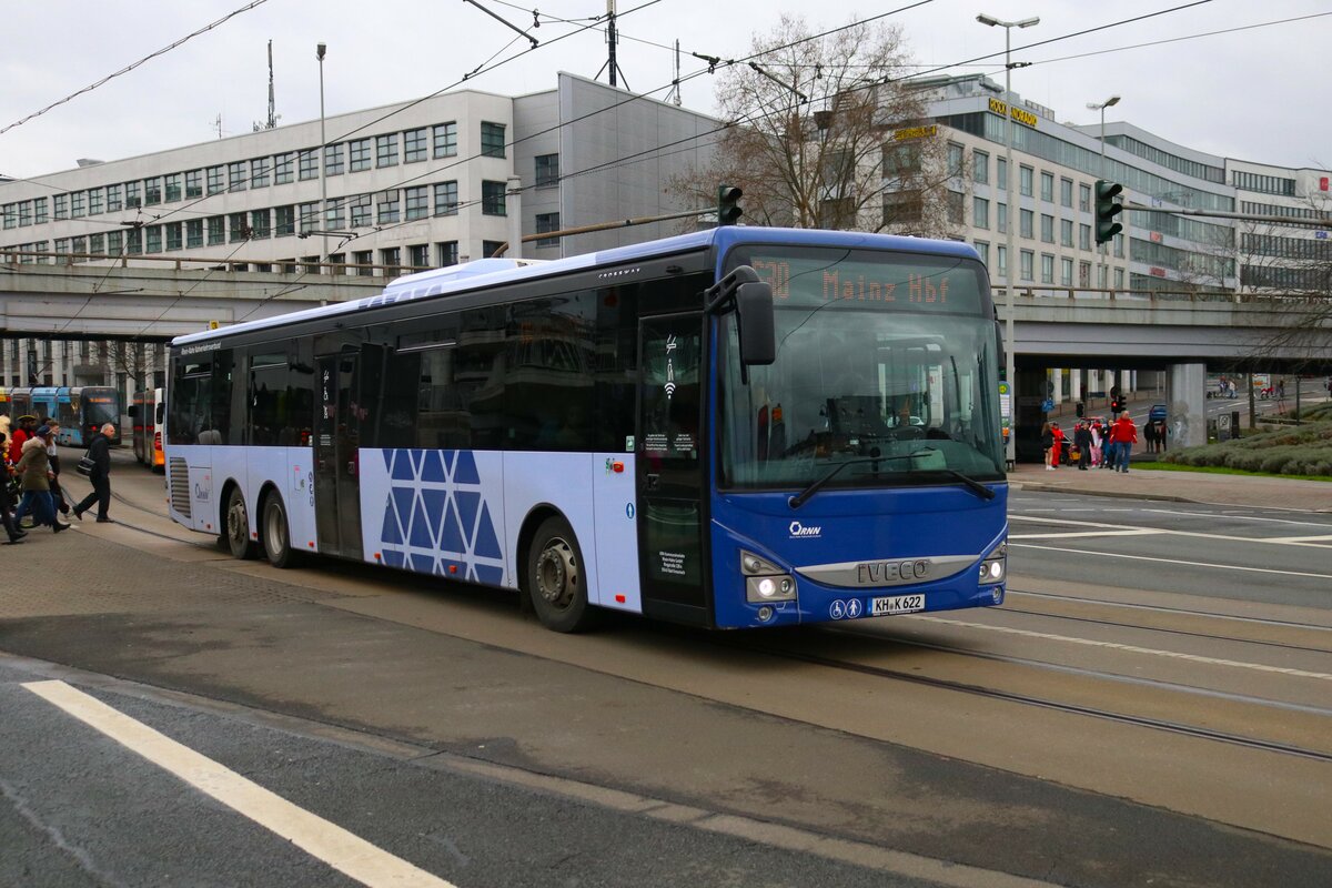 RNN IVECO Überlandbus am 12.02.24 in Mainz Hauptbahnhof