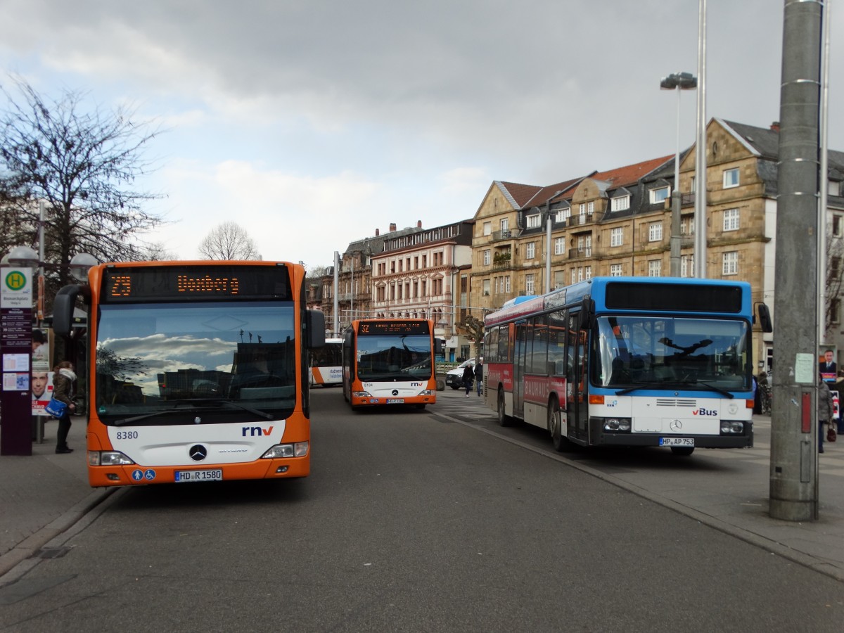 RNV Mercedes Benz Citaro 1 Facelift 8380 und Citaro Facelift G 8184 treffen am 25.02.16 auf vBus Bus Mercedes Benz O405N (ex HSB 360) in Heidelberg