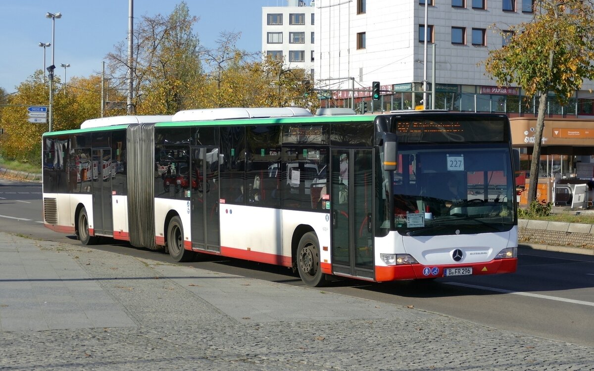 S42 Ersatzverkehr, SEV der S Bahn Berlin mit dem Mercedes-Benz O530 Citaro ll (Facelift) von Fürst Reisen- ex Herne Castrup-Rauxel. Berlin im Oktober 2022.