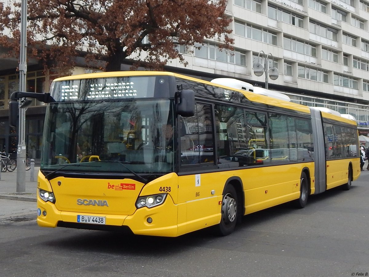 Scania Citywide der BVG in Berlin am 02.12.2014
