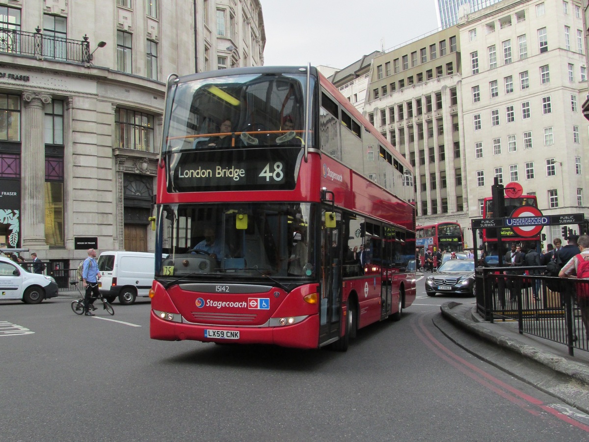 Scania CN230UD 4x2 EB (Omni City DD), Stagecoach London #15142, 16.06.2015 London