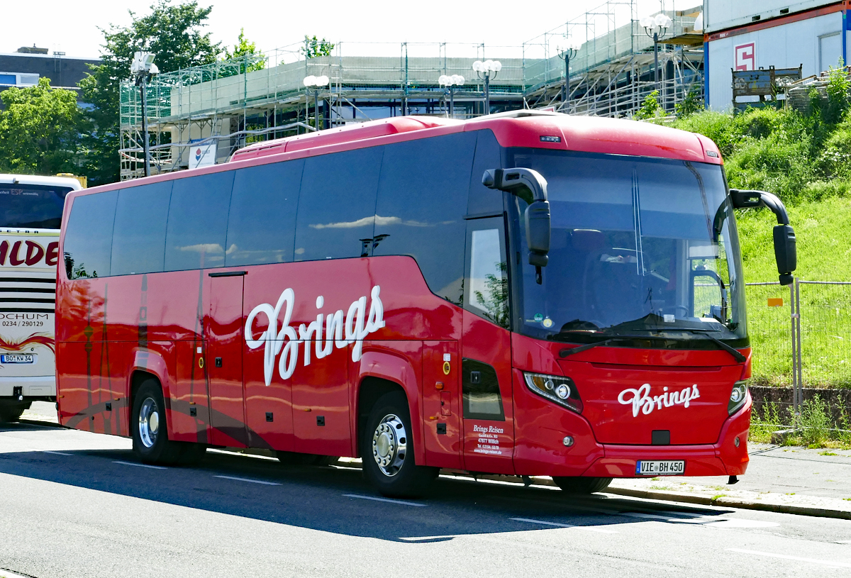 Scania Touring 12  Brings-Reisen , VIE-BH 450 in Bonn - 06.06.2018