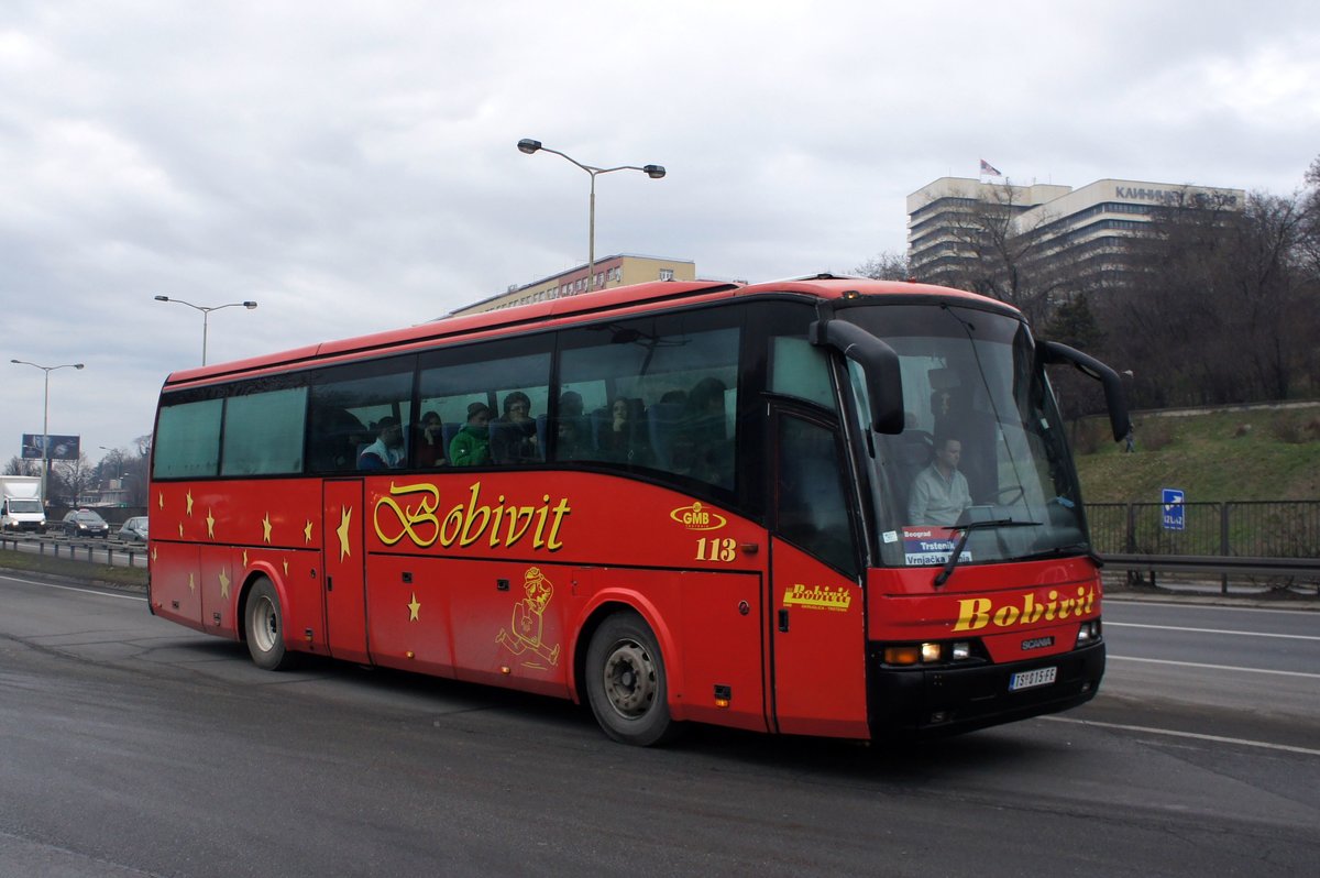 Serbien / Belgrad / Beograd: Scania Reisebus von  Bobivit GMB , aufgenommen im Januar 2016 in der Nähe der Haltestelle  Deligradska  in Belgrad.