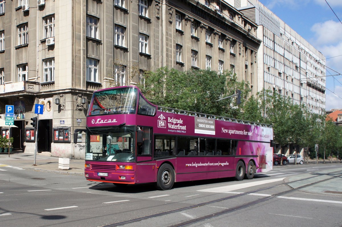 Serbien / Sightseeing Belgrad / Lasta Open Top bus: VDL Berkhof (VDL Berkhof Excellence 3000) von  Lasta Belgrad , aufgenommen im Juni 2018 in der Nähe vom Slavija-Platz (Trg Slavija) in Belgrad.