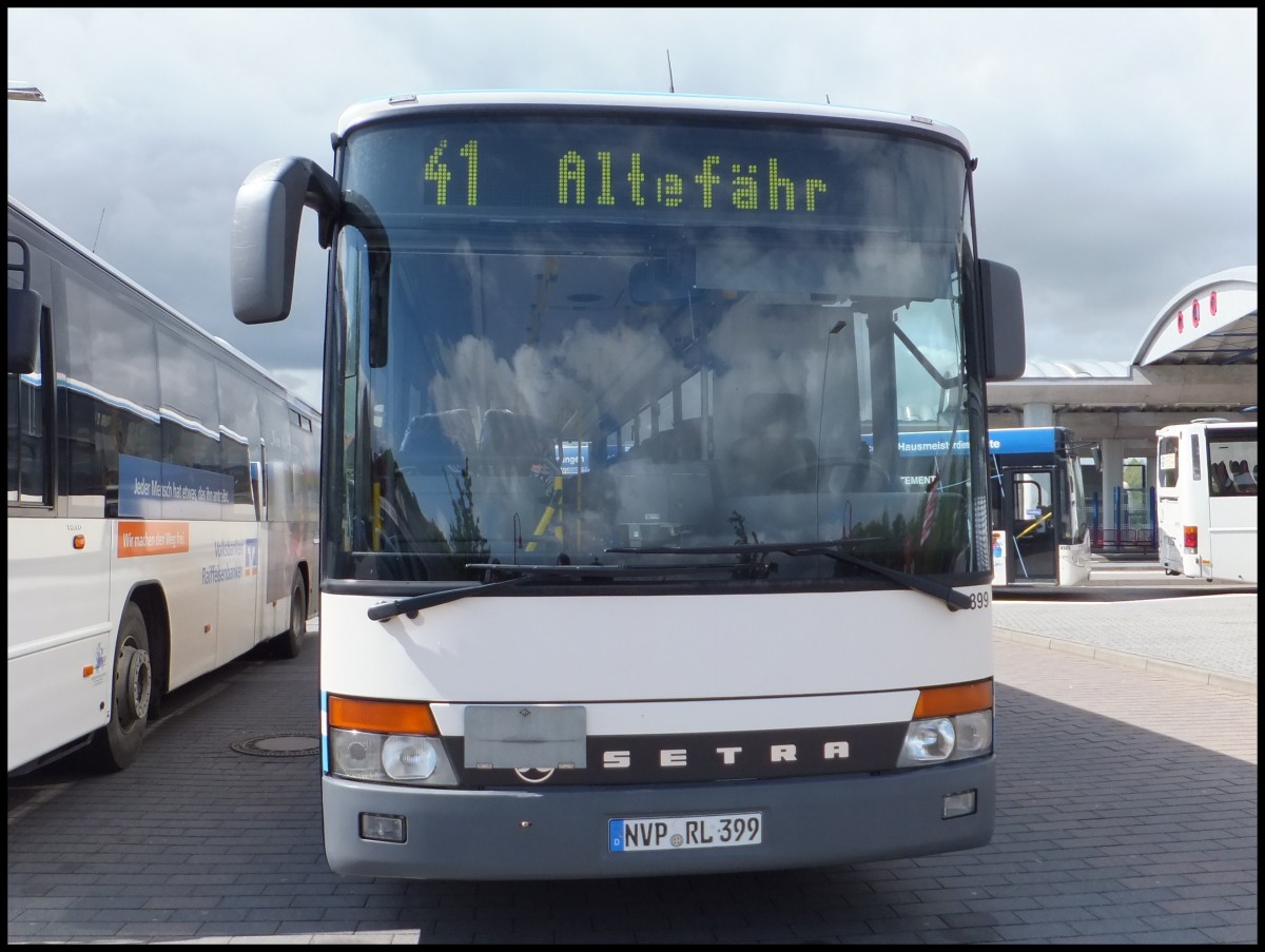 Setra 319 UL der RPNV (ex KVG Ribnitz) in Bergen am 13.05.2014