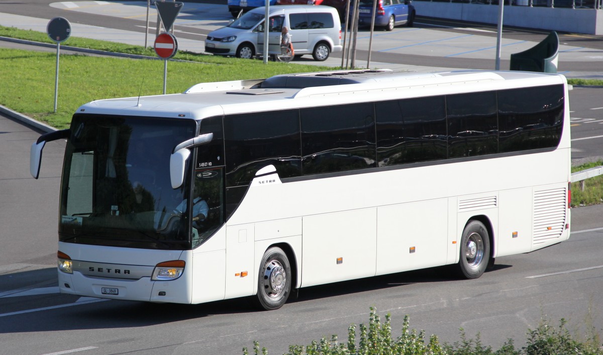 Setra 415 GT HD, près de Berne août 2015