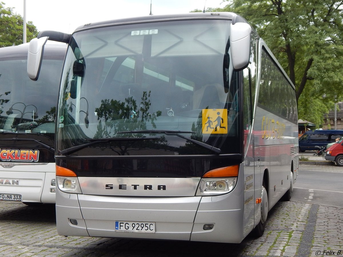 Setra 415 HD von Glob-Bus aus Polen in Berlin am 09.06.2016