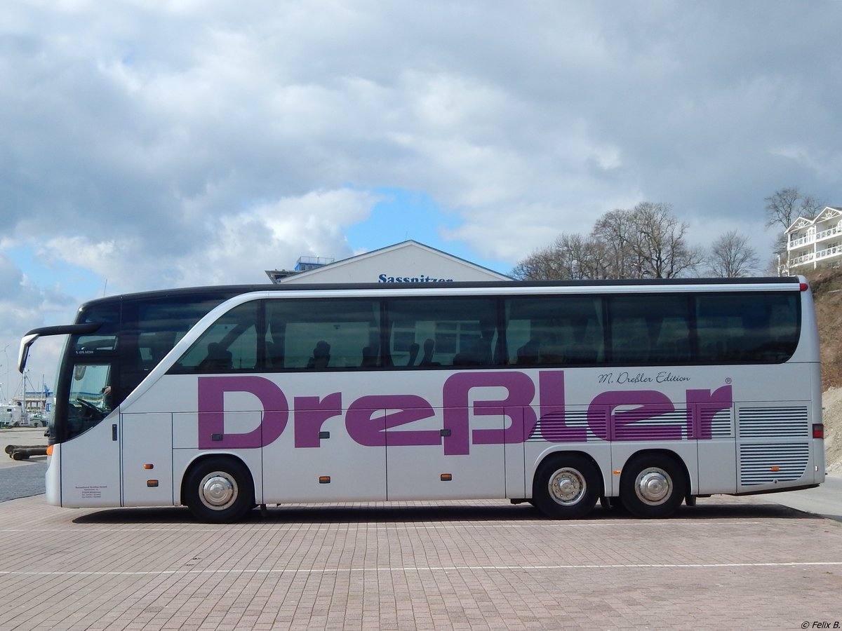 Setra 415 HDH von Dreßler aus Deutschland im Stadthafen Sassnitz am 28.03.2015