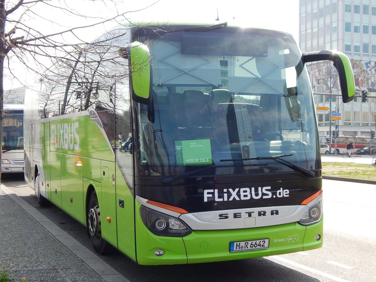 Setra 516 HD von Flixbus/Gradliner aus Deutschland in Berlin am 30.03.2019