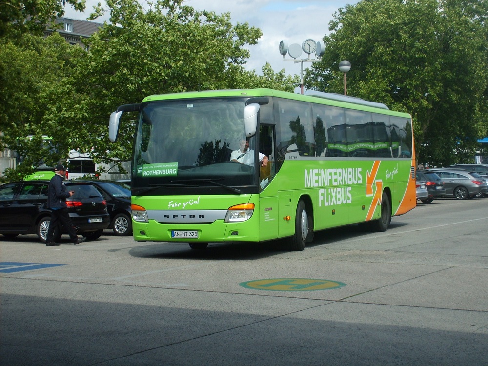 Setra S 415 GT - AN HT 325 - in Berlin, ZOB am Funkturm - am 27-Juli-2015 --> Fahrzeug gehört: Omnibusverkehr Genthner, Colmberg