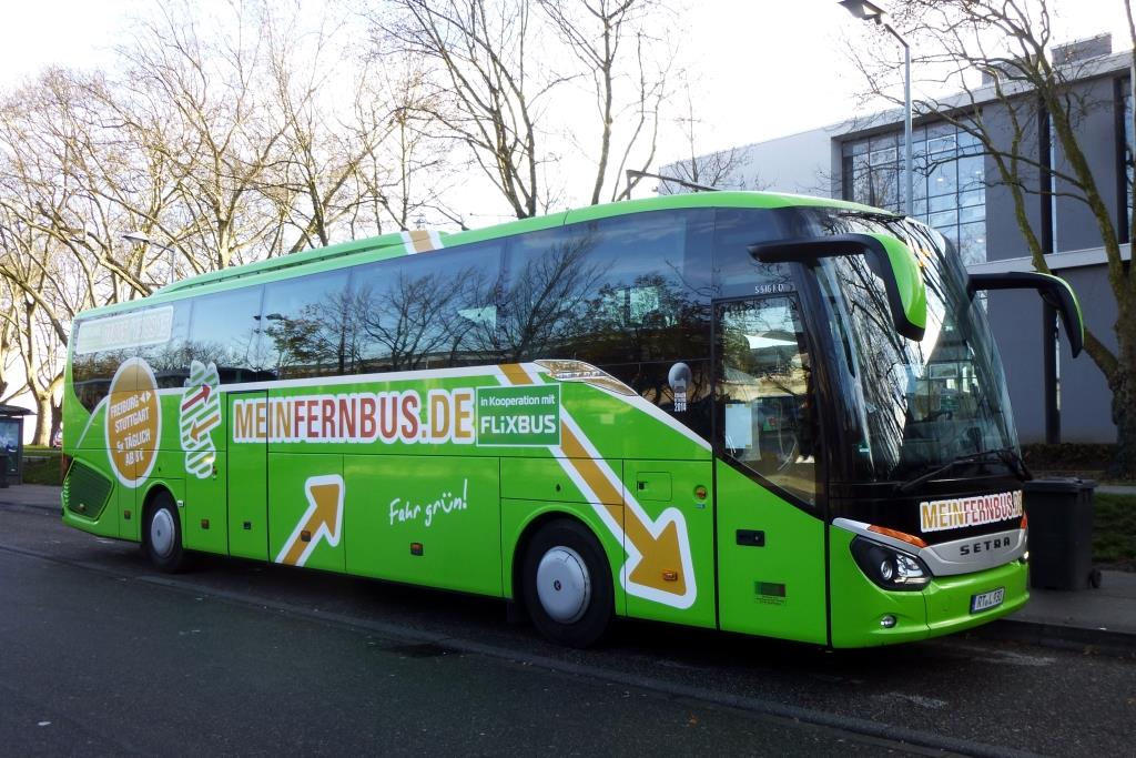 Setra S 516 HD/2  MeinFernbus - Lutz , Karlsruhe HBf/ZOB 07.12.2015