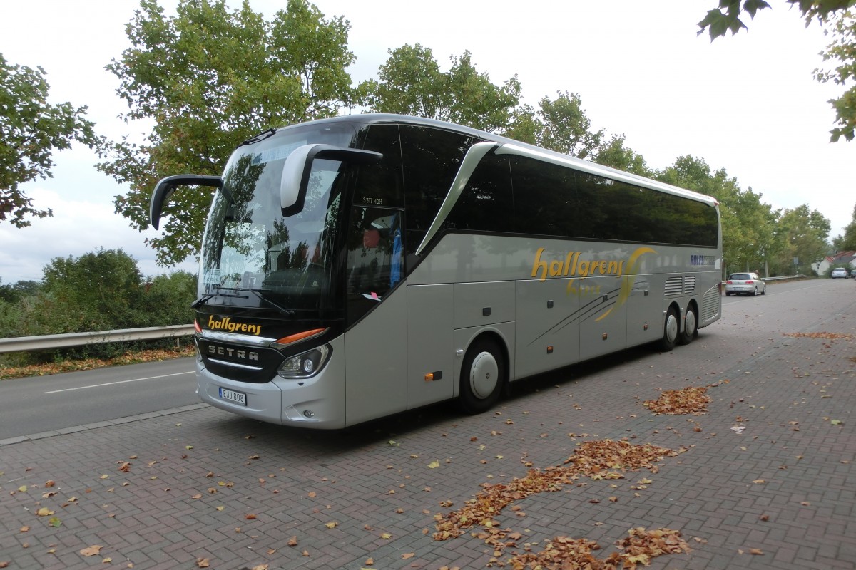 Setra S 517 HDH von Hallgrens aus Schweden am 07.10.2014 in Deidesheim