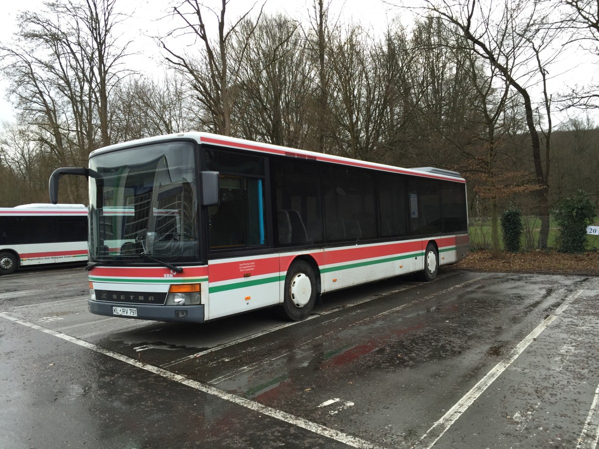 Setra S315 NF von Saar-Pfalz-Bus (KL-RV 791), Baujahr 1999. Aufgenommen am 15.01.2015.