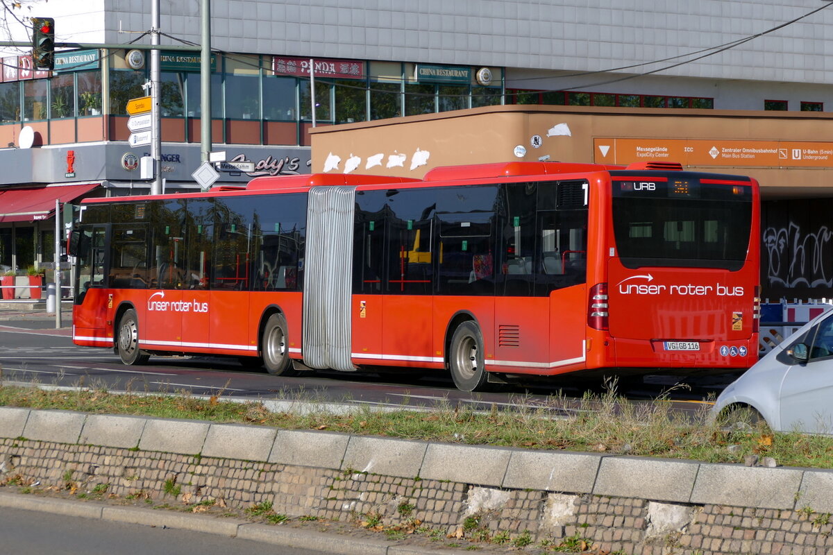 SEV Ersatzverkehr der S Bahn Berlin S41, mit dem Mercedes Benz Citaro O530 II G von URB- unser roter bus GmbH. Berlin im Oktober 2022.