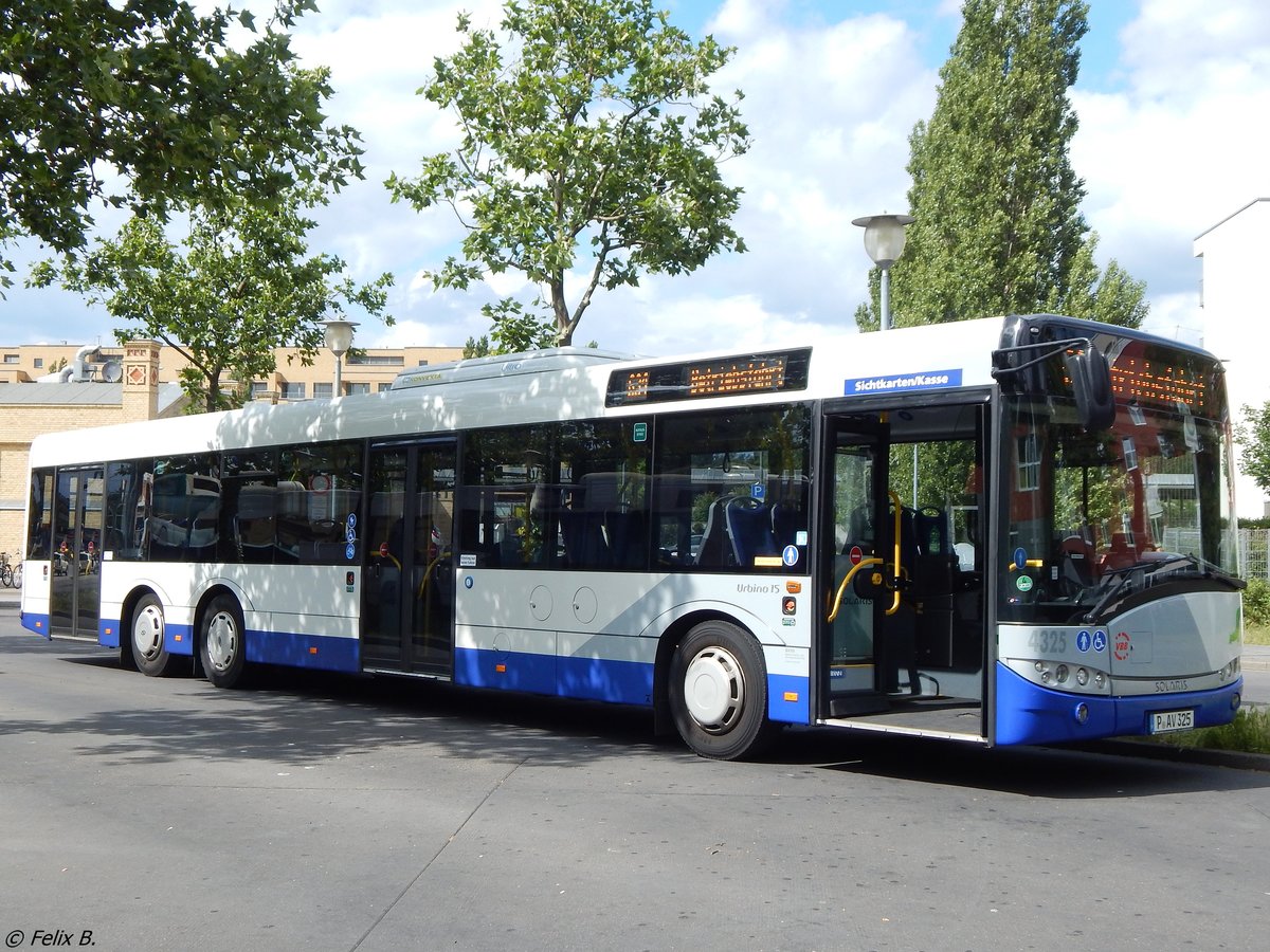 Solaris Urbino 15 der Beelitzer Verkehrs- und Servicegesellschaft mbH in Potsdam am 10.06.2016