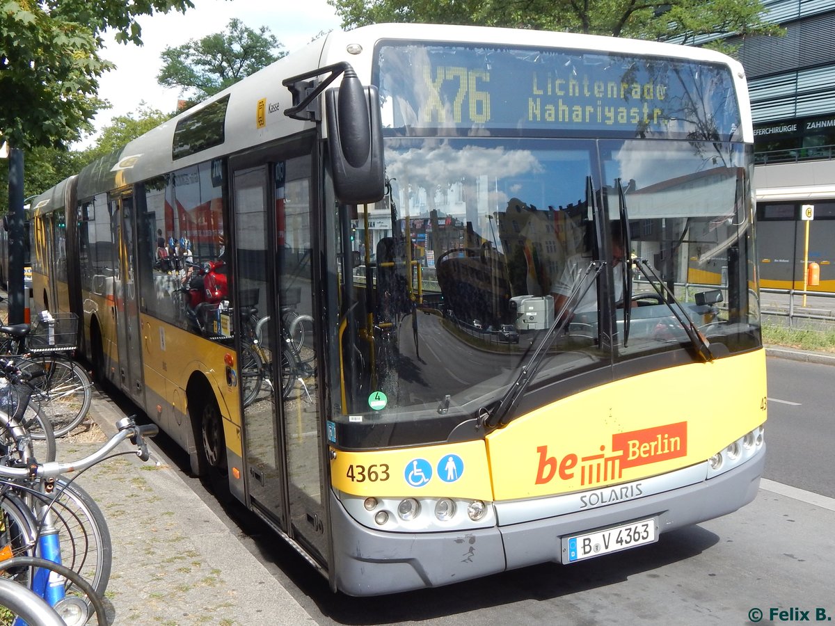 Solaris Urbino 18 der BVG in Berlin am 24.08.2015