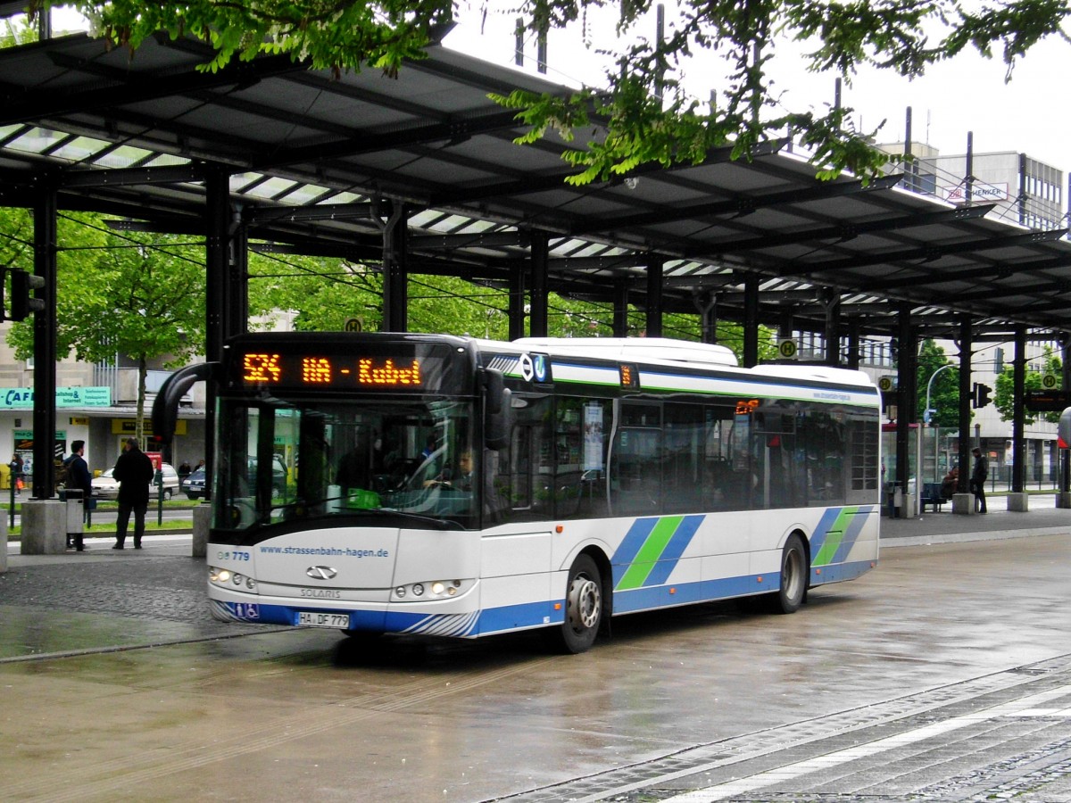 Solaris Urbino auf der Linie 524 nach Hagen Kabel am Hauptbahnhof Hagen.(11.5.2014) 
