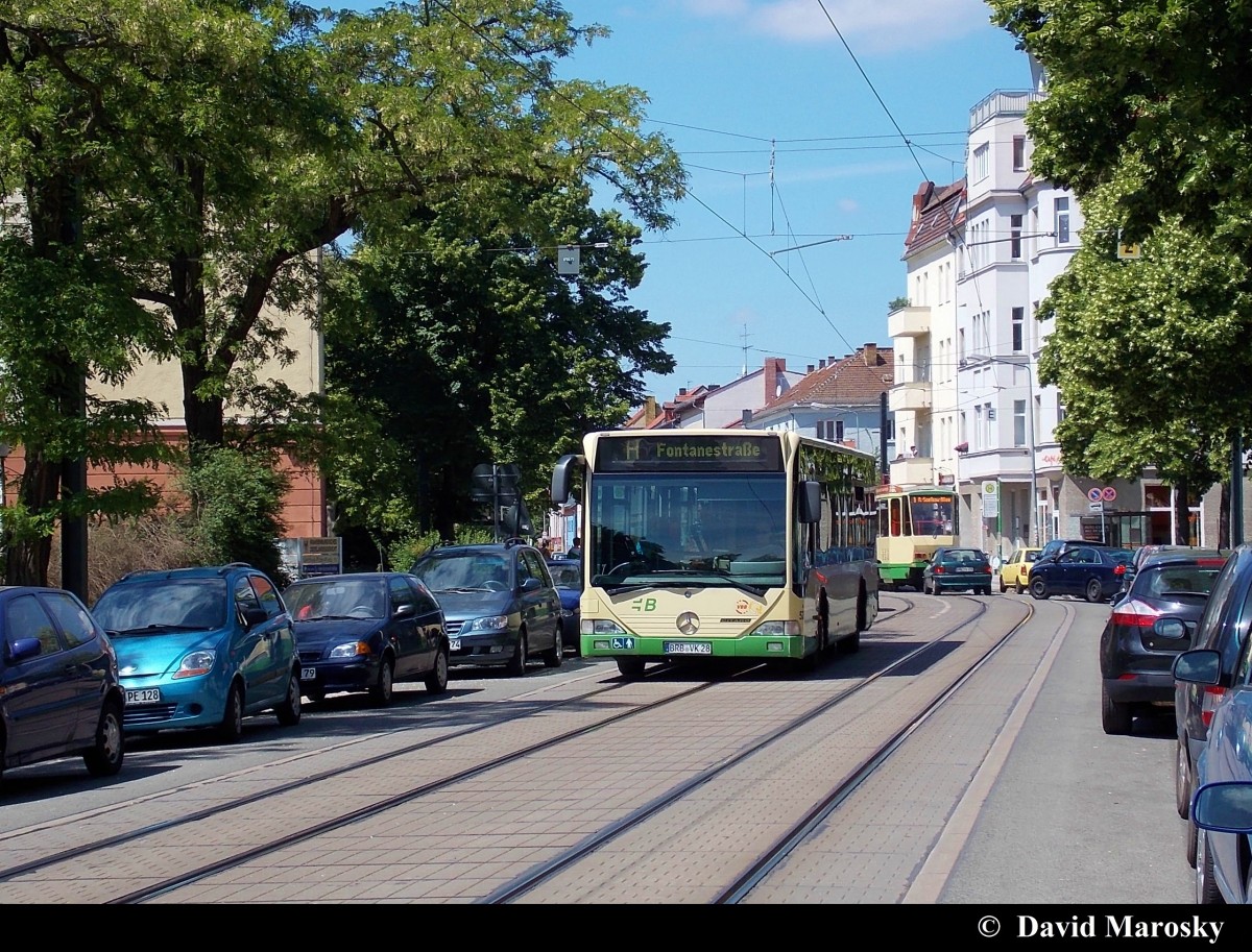Sommer 2013 Wagen 528 der VBBr (Citaro I) verlässt die Magdeburger Straße in Richtung Nicolaiplatz.