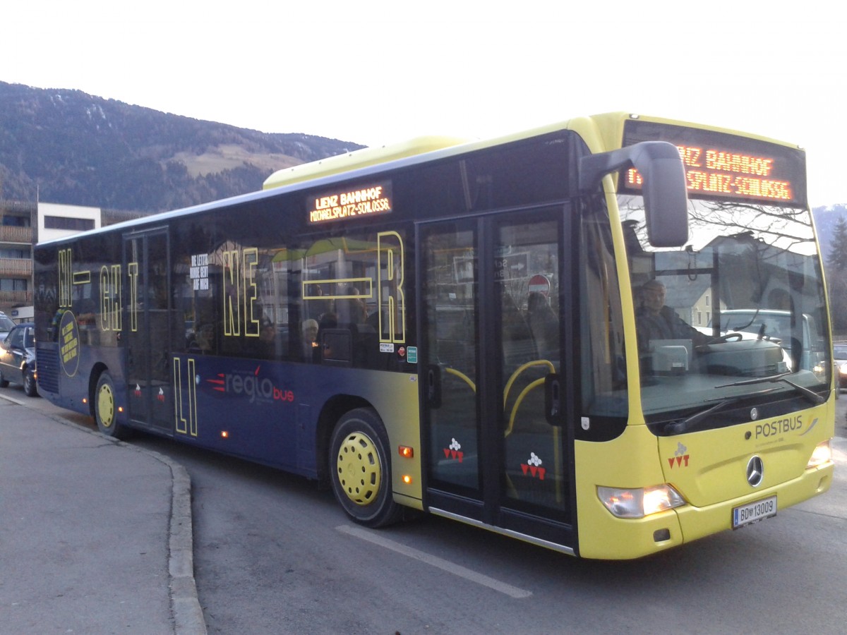 Sonst nur im Raum Innsbruck anzutreffen sollen ab 2. Februar auch Nightliner-Busse im Raum Lienz fahren. Hier war dieser Bus auf der Kfl. 4406 (Nikolsdorf Nörsach - Lienz Bahnhof (ab hier Kfl. 4421) - Lienz Michaelsplatz - Lienz Peggetz Fa. Liebherr) unterwegs. Hier zusehen am 16.1.2015 bei der Haltestelle Lienz Klösterle.