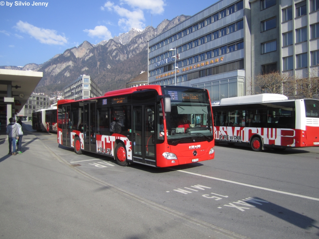 Stadtbus Chur Nr. 18 (Mercedes Citaro C2 O530K) am 23.3.2015 beim Bhf. Chur.