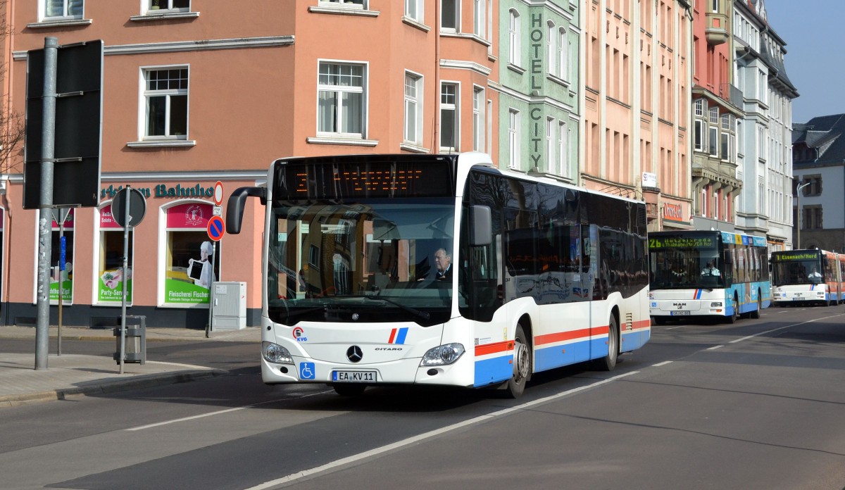 Stadtbus Eisenach: Mercedes-Benz Citaro C2 der KVG Eisenach,  eingesetzt im Stadtverkehr. Aufgenommen in der Bahnhofstraße von Eisenach im März 2014.