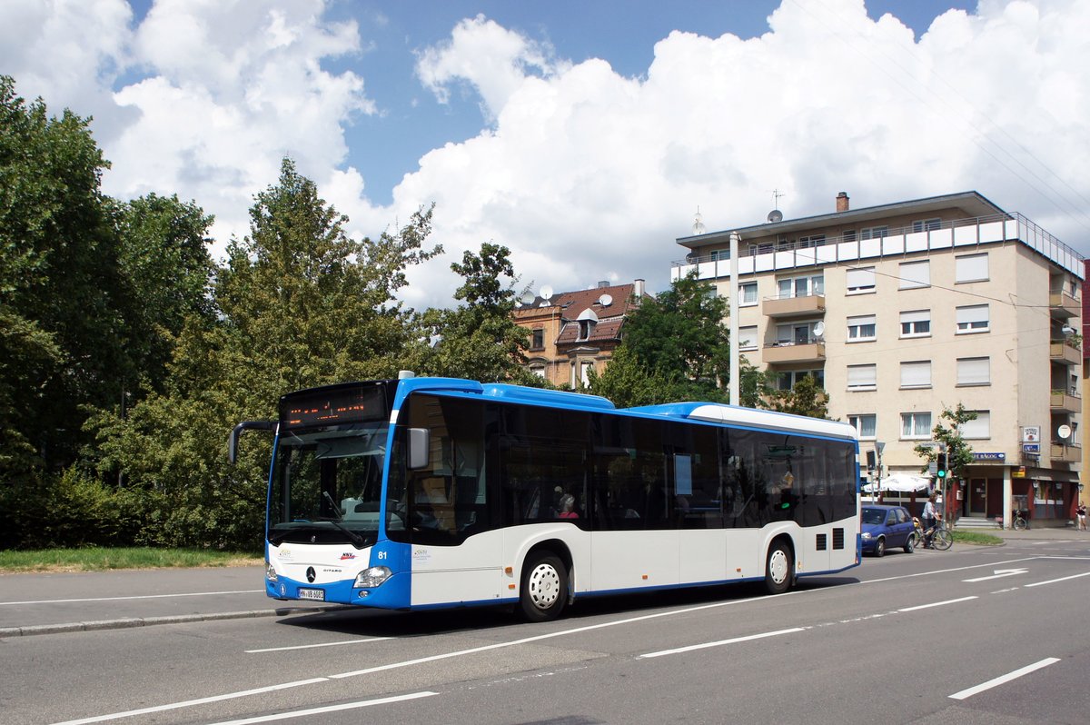 Stadtbus Heilbronn / Heilbronner Hohenloher Haller Nahverkehr GmbH (HNV): Mercedes-Benz Citaro C2 LE der SWH (Stadtwerke Heilbronn GmbH) - Wagen 81, aufgenommen im Juli 2016 in der Nähe vom Hauptbahnhof in Heilbronn.