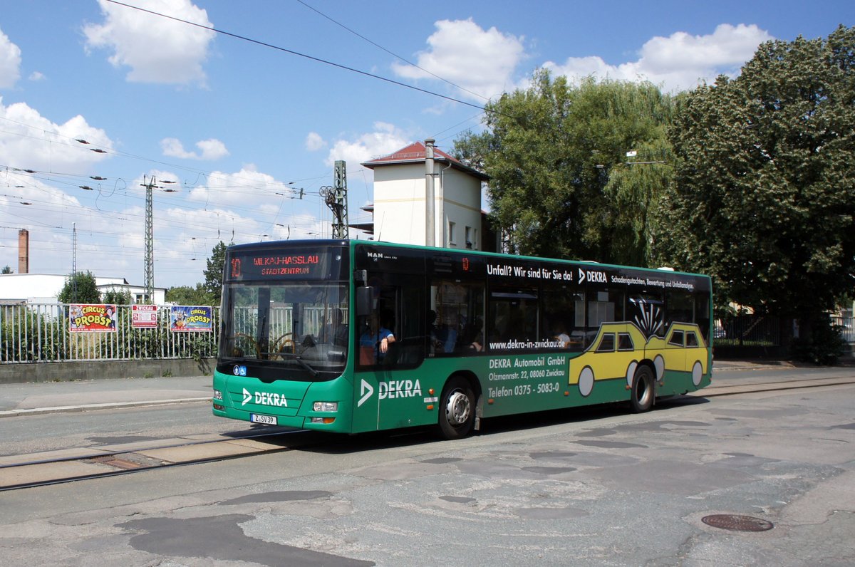 Stadtbus Zwickau: MAN Lion's City der SVZ Zwickau, aufgenommen im Juli 2018 am Hauptbahnhof in Zwickau.