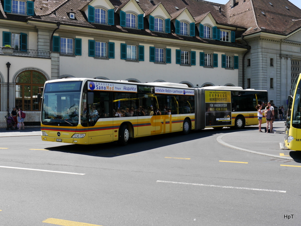 STI - Mercedes Citaro Nr.136  BE 801136 bei den Bushaltestellen vor dem Bahnhof in Thun am 27.05.2017