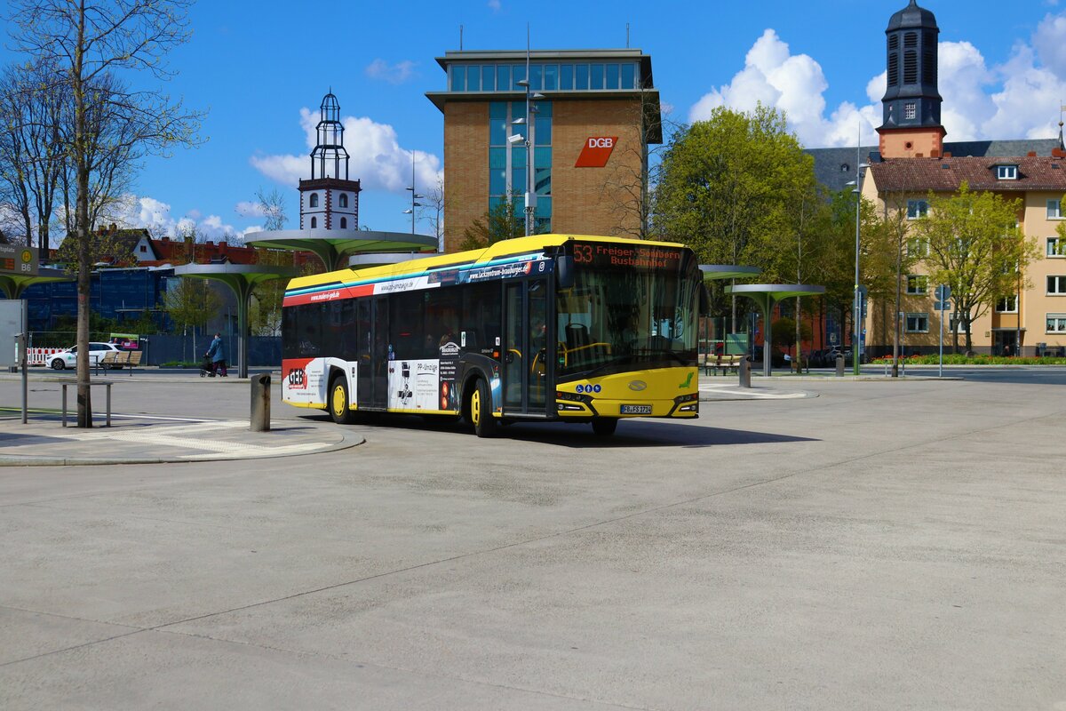Stroh Bus Solaris Urbino 12 Wagen 34 am 14.04.23 in Hanau Freiheitsplatz