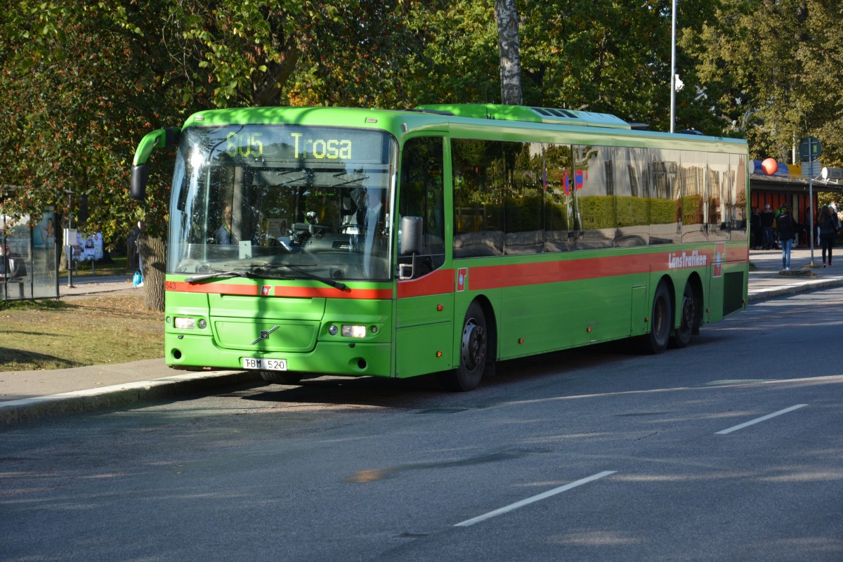 TBM 520 (Volvo 8700) fährt am 18.09.2014 auf der Linie 805. Aufgenommen am Busbahnhof Nyköping.
