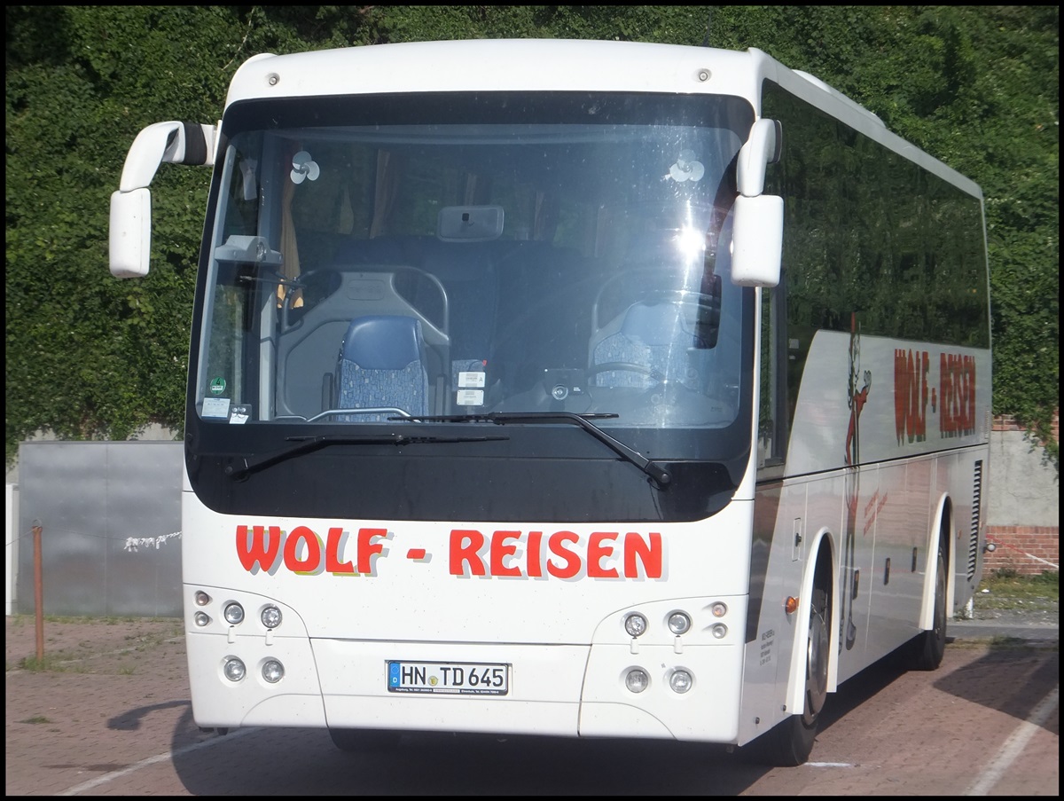Temsa Safari HD von Wolf-Reisen aus Deutschland im Stadthafen Sassnitz am 14.09.2013