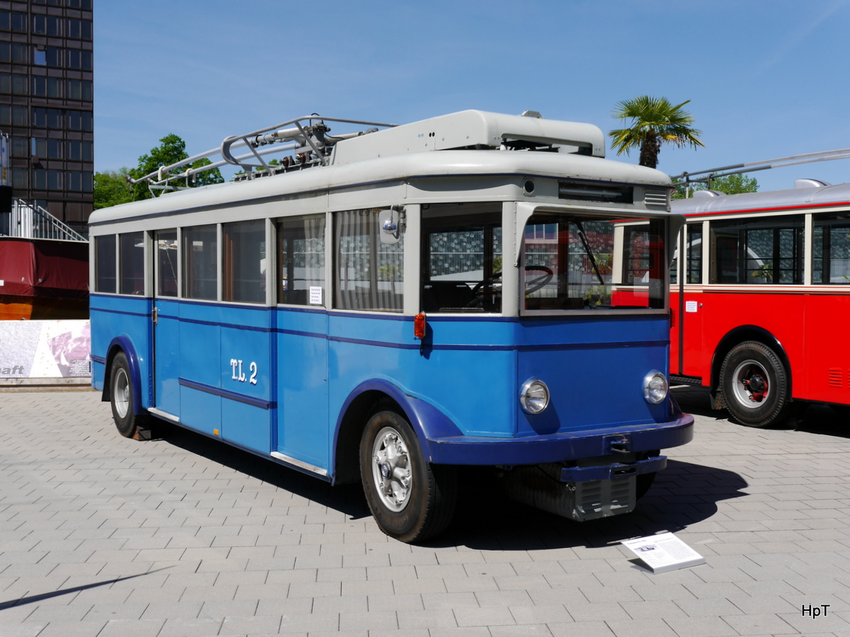 TL Lausanne - FBW-SWS Trolleybus Oldtimer Nr.2 zu Besuch im Verkehrshaus in Luzern anlässlich der Trolleybus Day 2016 vom 20-22.05.2016 und 75 Jahrfeier der VBL am 21.05.2016