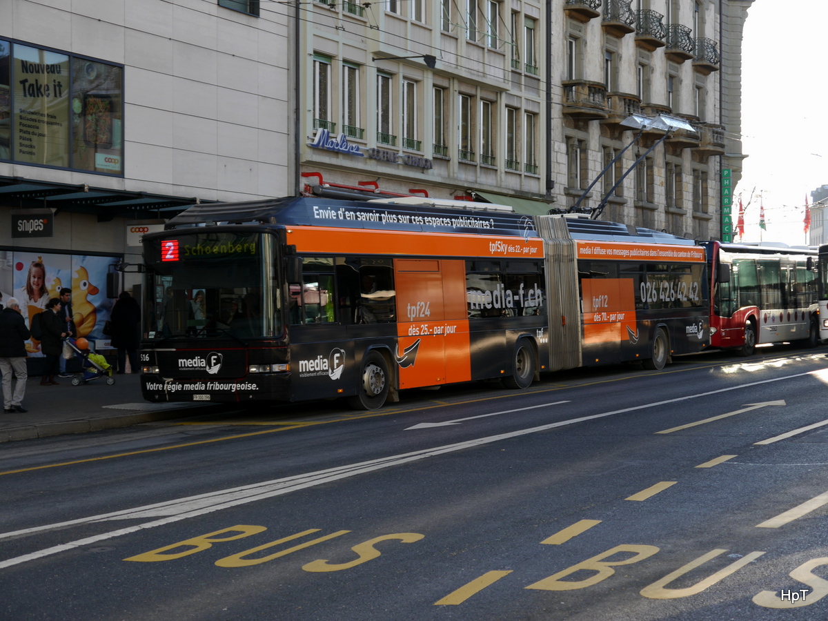 tpf - Hess Trolleybus Nr.516 FR 300396 unterwegs in der Stadt Freiburg am 07.12.2017